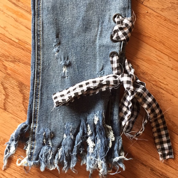 Ro + De mid rise jeans. size 25 - Picture 5 of 8